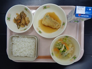 3月8日の学校給食（小学校A献立）の写真