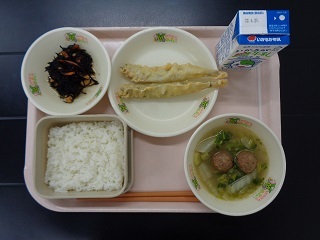 4月13日の学校給食（小学校B献立）の写真