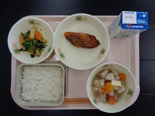 4月20日の学校給食（小学校B献立）の写真