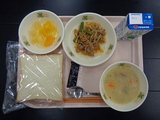 4月26日の学校給食（小学校B献立）の写真