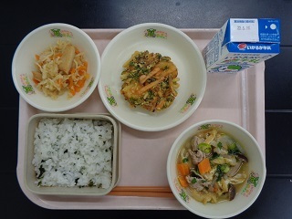 5月11日の学校給食（小学校B献立）の写真