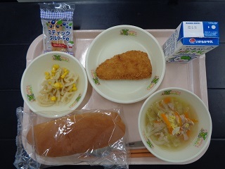 6月2日の学校給食（小学校B献立）の写真