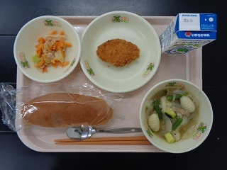 6月16日の学校給食（小学校B献立）の写真