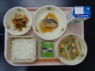 7月8日の学校給食（小学校B献立）の写真