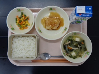8月31日の学校給食（小学校B献立）の写真