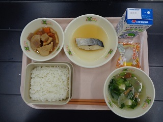 9月9日の学校給食（小学校B献立）の写真