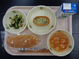 10月4日の学校給食（小学校B献立）の写真