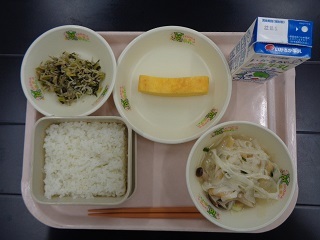 10月28日の学校給食（小学校B献立）の写真