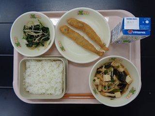 10月31日の学校給食（小学校B献立）の写真