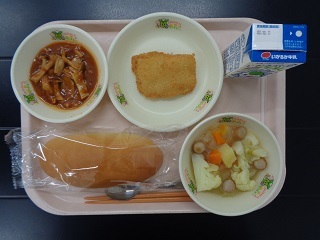 11月29日の学校給食（小学校B献立）の写真