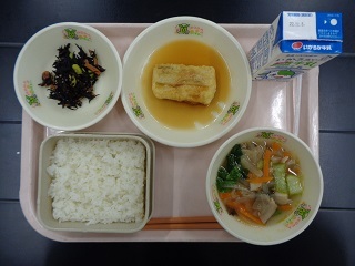 11月30日の学校給食（小学校B献立）の写真