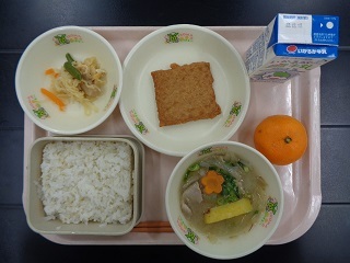 12月9日の学校給食（小学校B献立）の写真