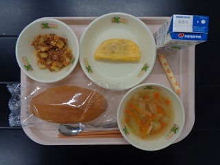 12月15日の学校給食（小学校B献立）の写真