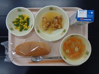 1月12日の学校給食（小学校B献立）の写真