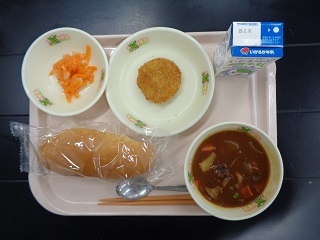 2月2日の学校給食(小学校B献立)の写真