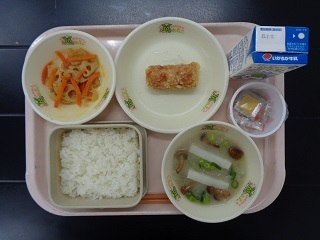 2月6日の学校給食（小学校B献立）の写真