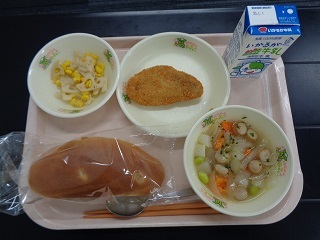2月21日の学校給食(小学校B献立)の写真
