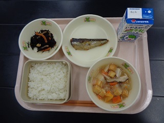 3月10日の学校給食（小学校B献立）の写真