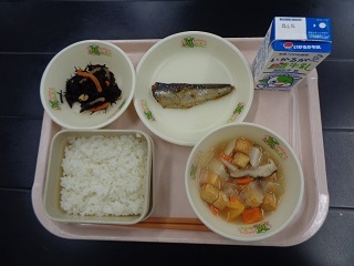 3月10日の学校給食(小学校B献立)の写真
