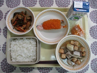 11月18日の学校給食(中学校献立)