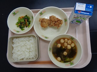 4月12日の学校給食（小学校A献立）の写真