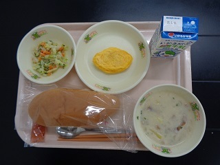 5月2日の学校給食（小学校A献立）の写真