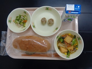 5月16日の学校給食（小学校A献立）の写真