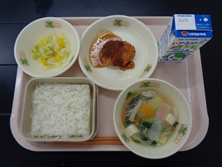 5月17日の学校給食（小学校A献立）の写真