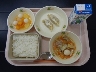 6月5日の学校給食（小学校A献立）の写真