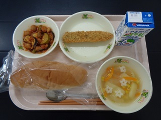7月13日の学校給食（小学校A献立）の写真