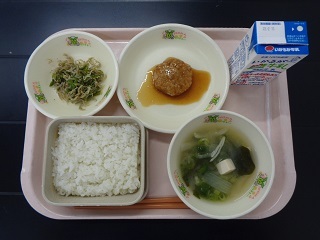 9月4日の学校給食（小学校A献立）の写真