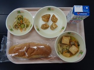 9月7日の学校給食（小学校A献立）の写真
