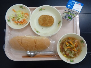 9月21日の学校給食（小学校A献立）の写真