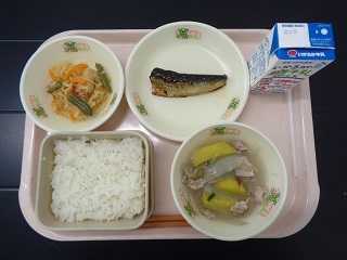 9月22日の学校給食（小学校A献立）の写真