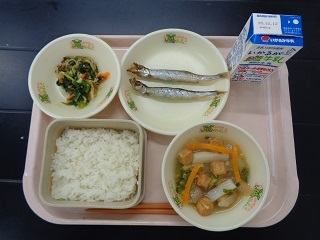 10月4日の学校給食（小学校A献立）の写真
