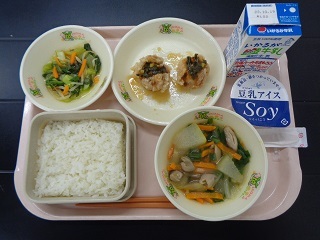 10月11日の学校給食（小学校A献立）の写真