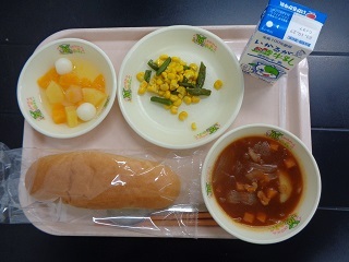 10月19日の学校給食（小学校A献立）の写真