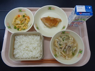 11月13日の学校給食（小学校A献立）の写真