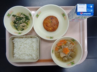 11月15日の学校給食（小学校A献立）の写真