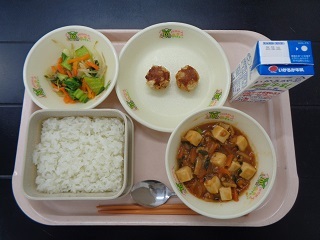 12月20日の学校給食（小学校A献立）の写真