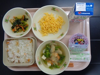 3月1日の学校給食（小学校A献立）の写真