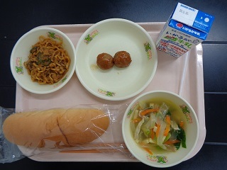 3月12日の学校給食（小学校A献立）の写真