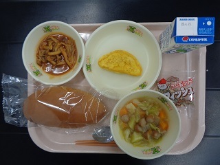 4月13日の学校給食（小学校B献立）の写真