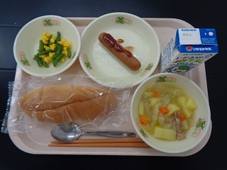 5月25日の学校給食（小学校B献立）の写真