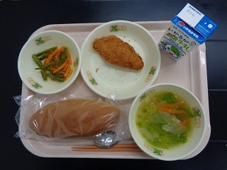 6月8日の学校給食（小学校B献立）の写真