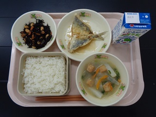 7月10日の学校給食（小学校B献立）の写真