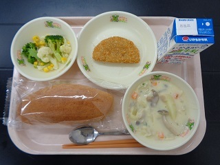 12月14日の学校給食（小学校B献立）の写真