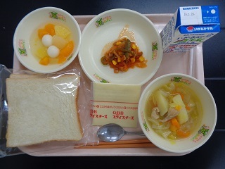 2月20日の学校給食（小学校B献立）の写真