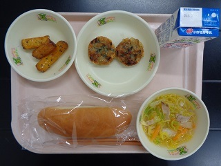 2月29日の学校給食（小学校B献立）の写真