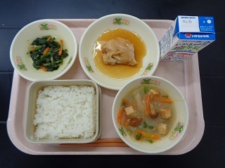 3月18日の学校給食（小学校B献立）の写真